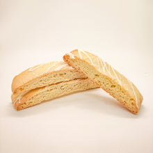 Load image into Gallery viewer, Lemon Biscotti cookie